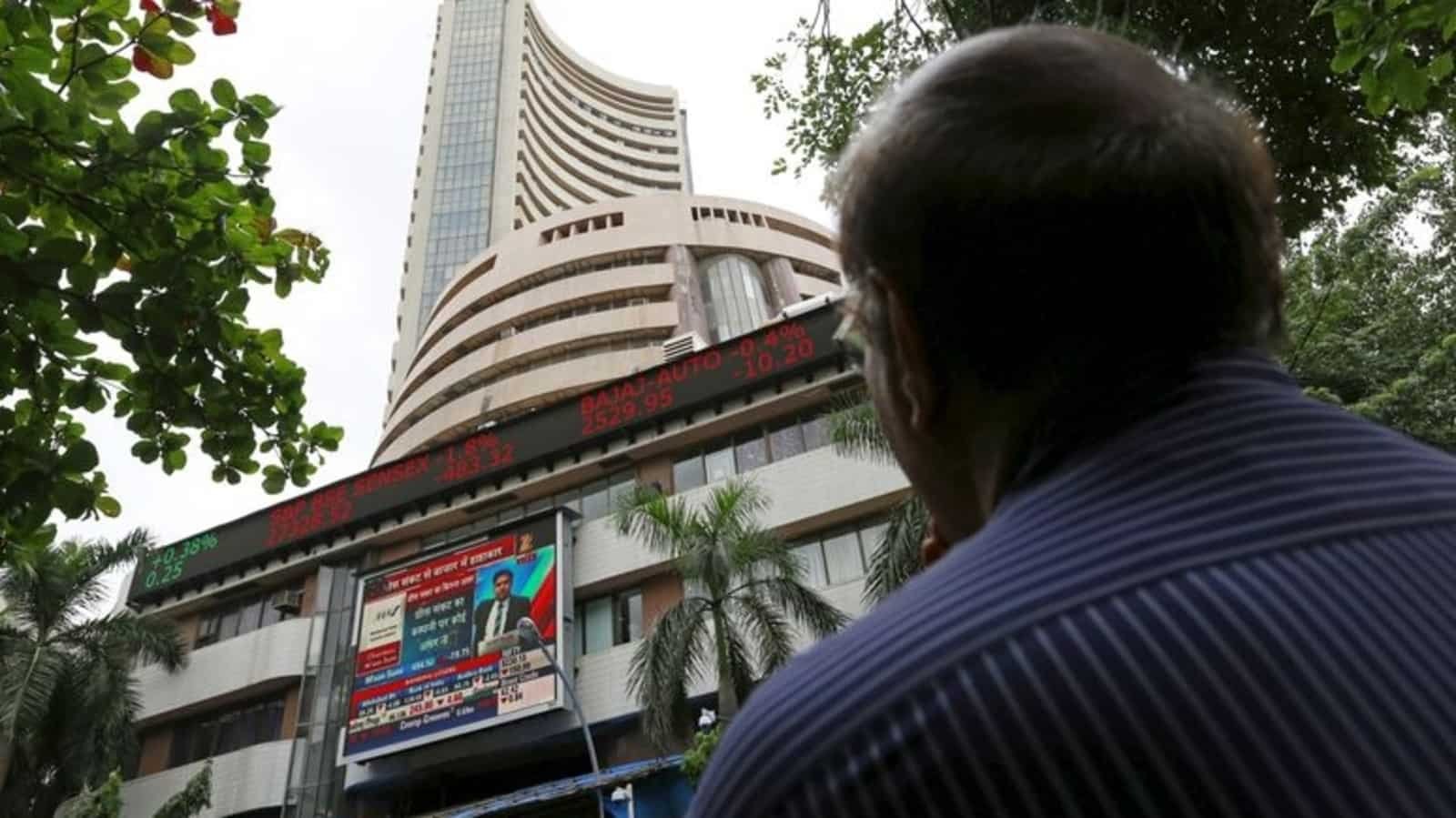 सेंसेक्स 44 अंक हरे रंग में 61,319 पर बंद हुआ;  निफ्टी 18,016 पर बंद हुआ