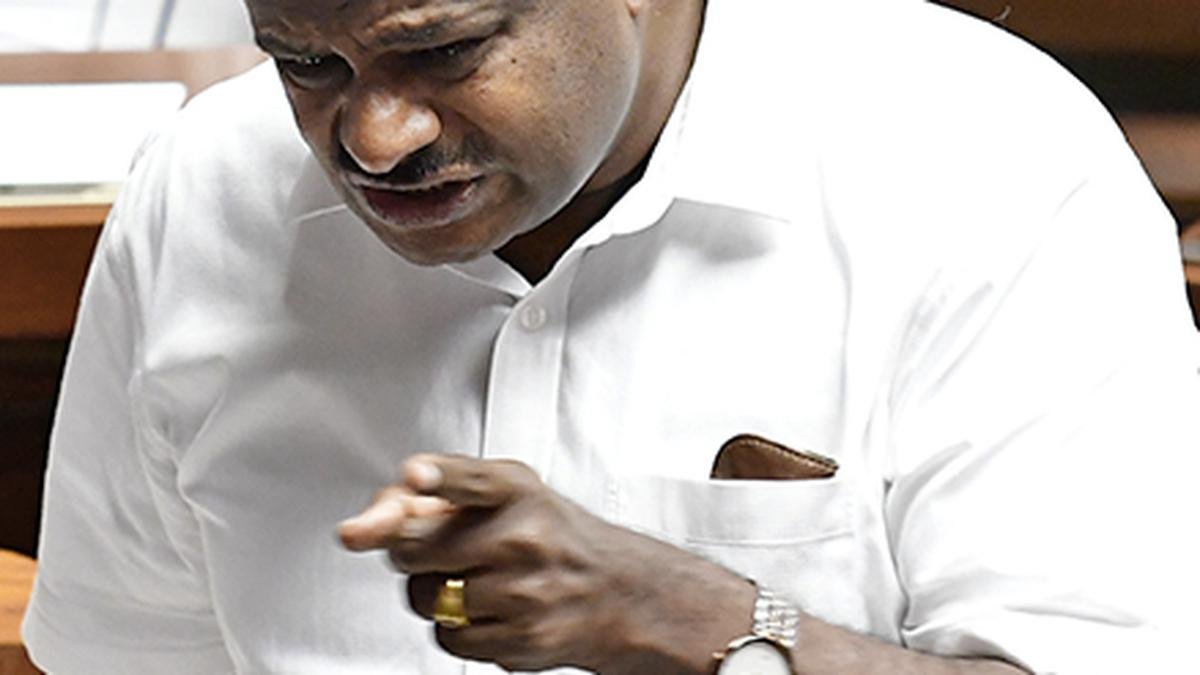 हासन में एक साधारण पार्टी कार्यकर्ता को मैदान में उतारने के अपने बयान पर मैं कायम हूं: एचडीके