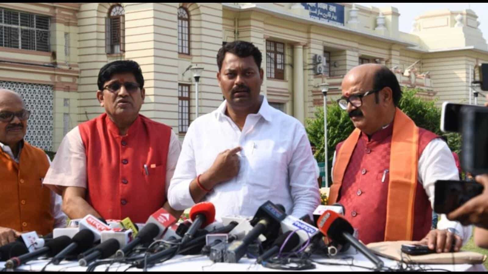 बिहार: भाजपा विधायक को 'अभद्र, असंसदीय व्यवहार' व्यवहार के लिए निलंबित कर दिया गया