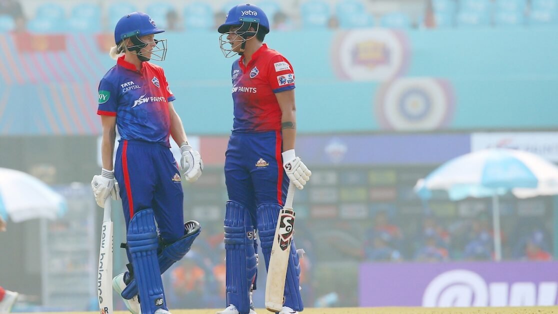WPL 2023, मुंबई इंडियंस बनाम दिल्ली की राजधानियाँ लाइव स्कोर अपडेट: शैफाली वर्मा 33 रन बनाने के बाद गिरीं, लेकिन डीसी चेस में एमआई के खिलाफ जा रही हैं |  क्रिकेट खबर