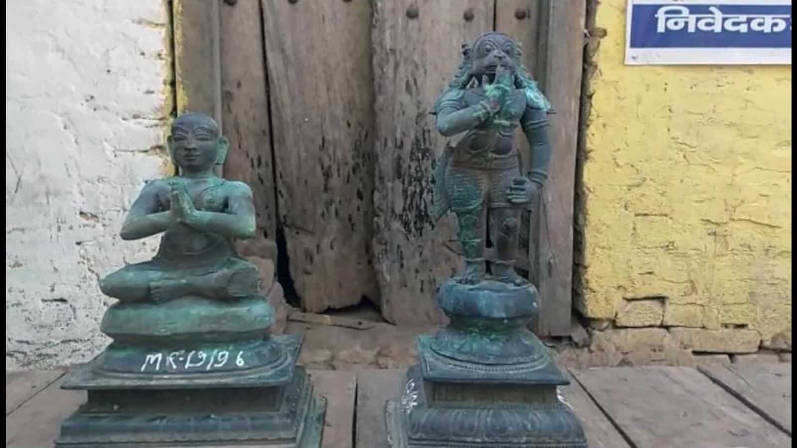 29 साल बाद 'पुलिस हिरासत' से मुक्त हुई हनुमान की मूर्ति, मंदिर लौटी