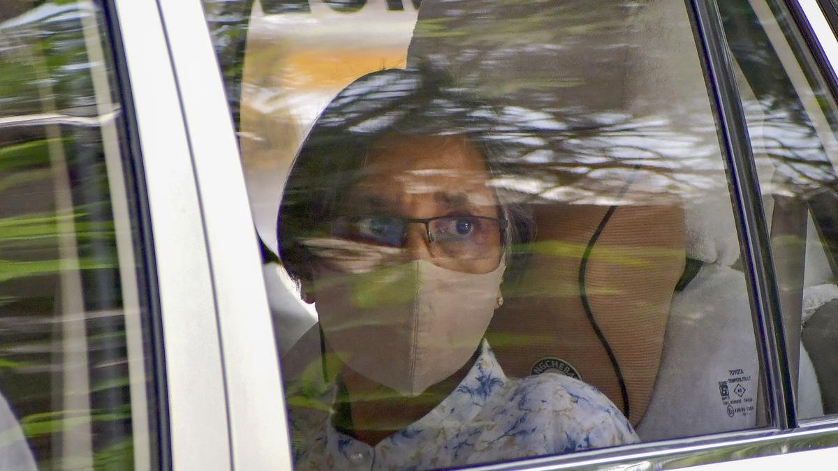 IPS अधिकारी रश्मी शुक्ला को सशस्त्र सीमा बल का महानिदेशक नियुक्त किया गया