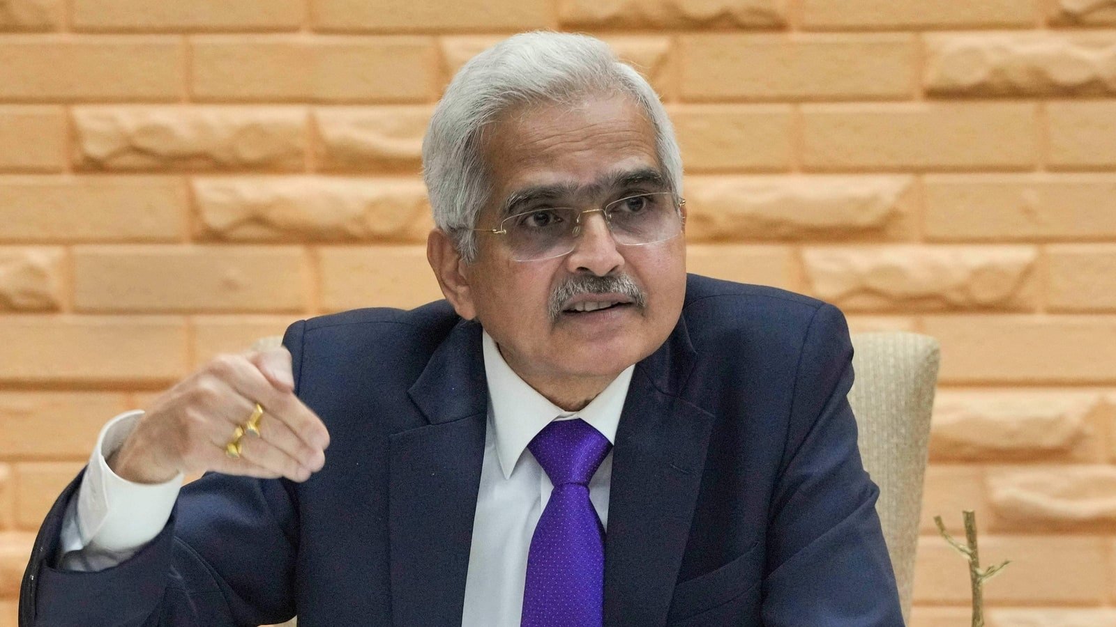 एक साल में दैनिक यूपीआई लेनदेन 36 करोड़ के पार: आरबीआई गवर्नर