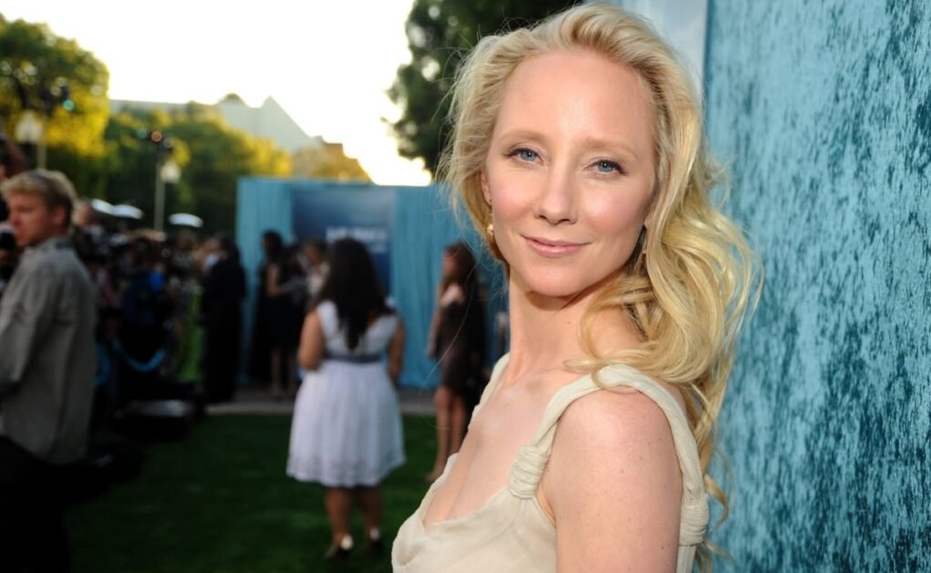 ऑस्कर 2023: इस साल के मेमोरियम मोंगटेज से गायब - ऐनी हेचे, टॉम सिज़ेमोर