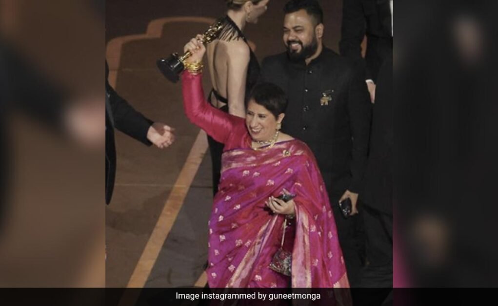 ऑस्कर 2023: कैसे संपत्ति को लेकर पारिवारिक कलह ने निर्माता के रूप में गुनीत मोंगा की सफलता का मार्ग प्रशस्त किया