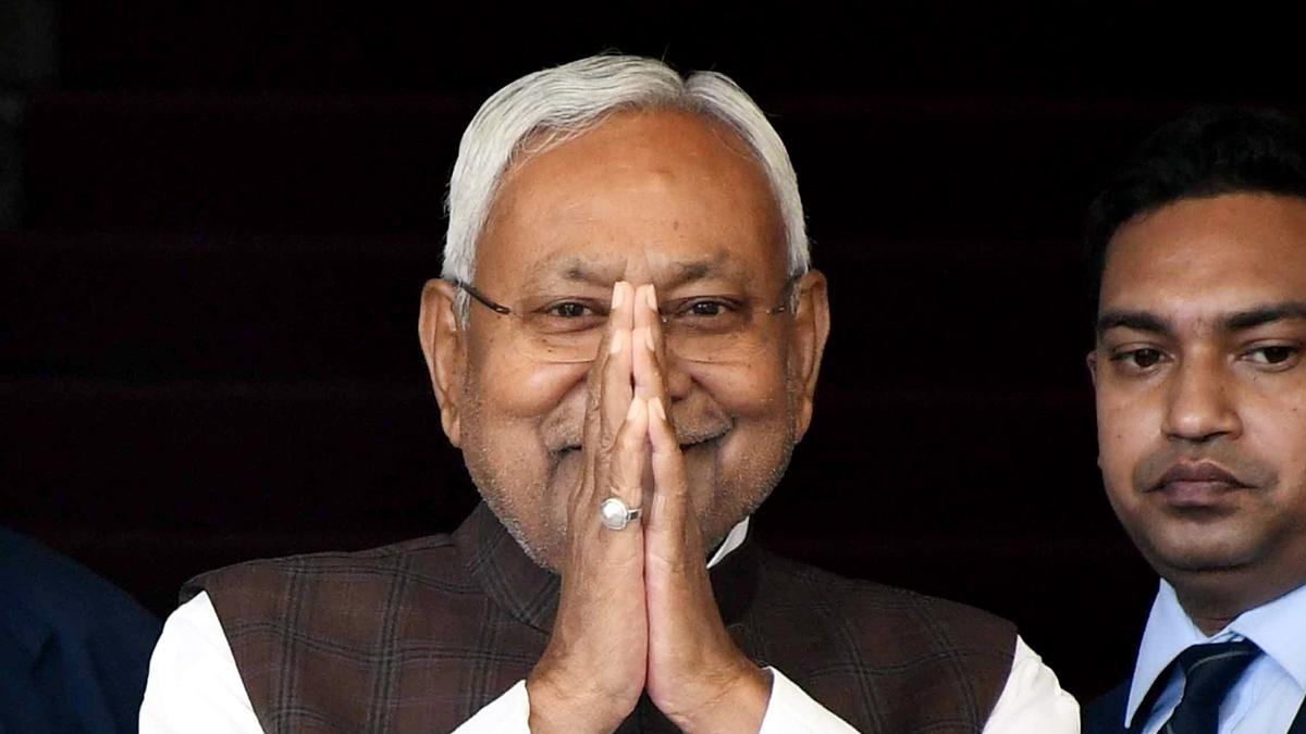 केंद्र को 'एक राष्ट्र, एक बिजली शुल्क' नीति पर विचार करना चाहिए : नीतीश कुमार