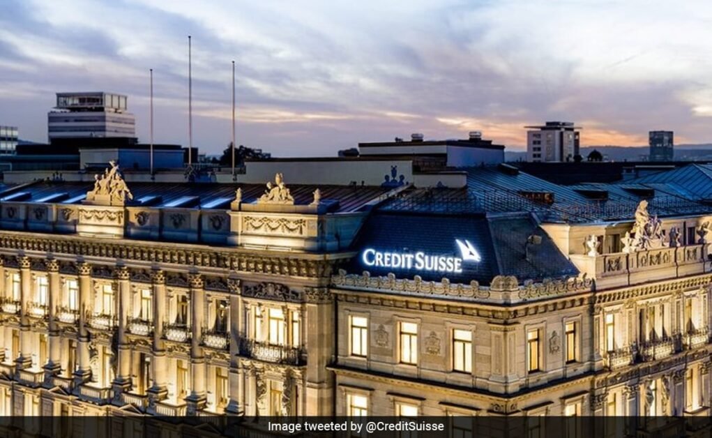 क्रेडिट सुइस के शेयरों में 20% की गिरावट, शीर्ष शेयरधारक अधिक नकदी से बाहर