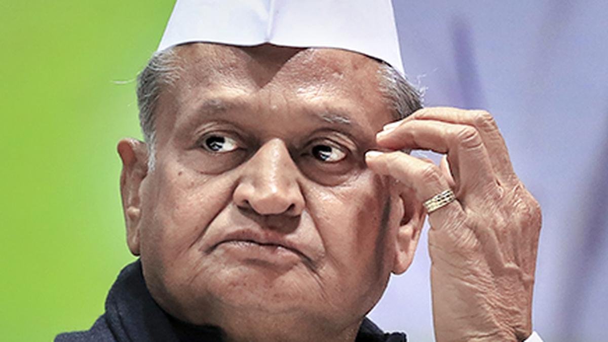 ग्लोबल वार्मिंग और जलवायु परिवर्तन पूरी दुनिया के लिए चिंता का विषय : गहलोत