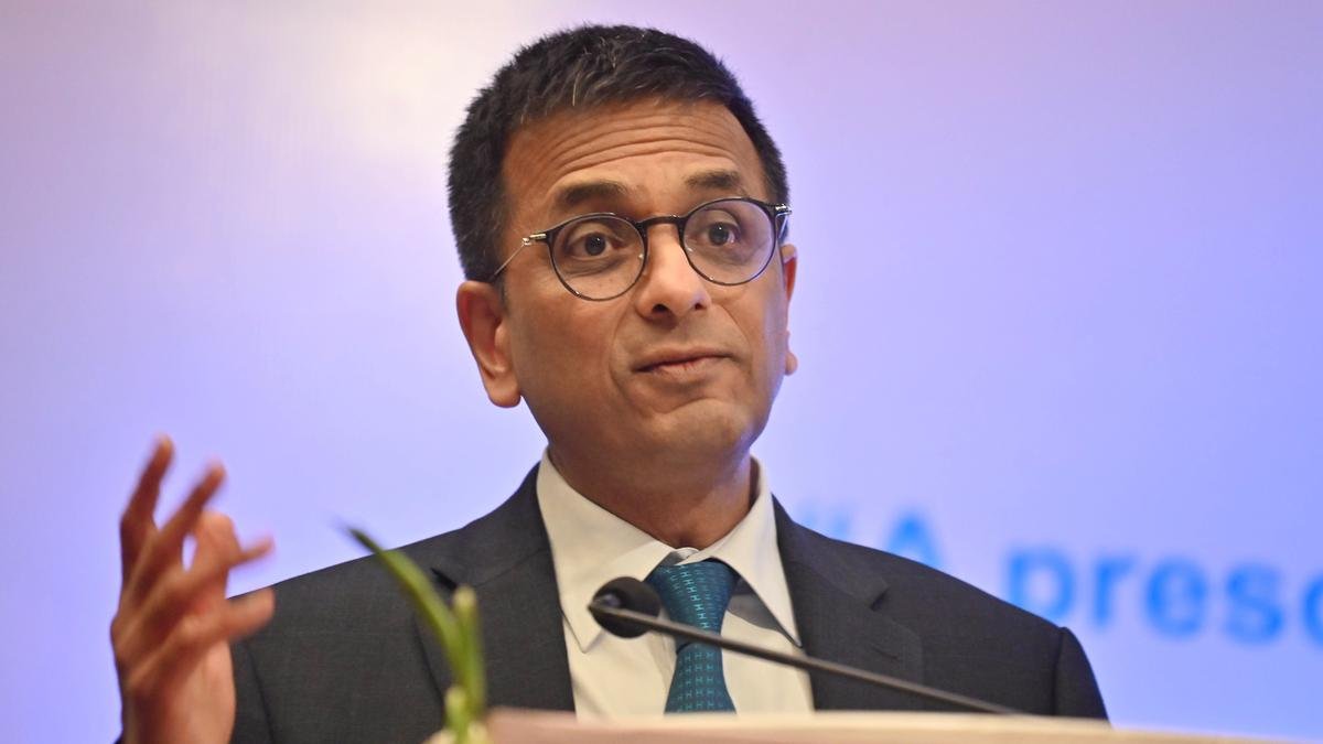 चुनी हुई सरकारों को गिराने की जल्दबाजी नहीं कर सकते राज्यपाल: सुप्रीम कोर्ट