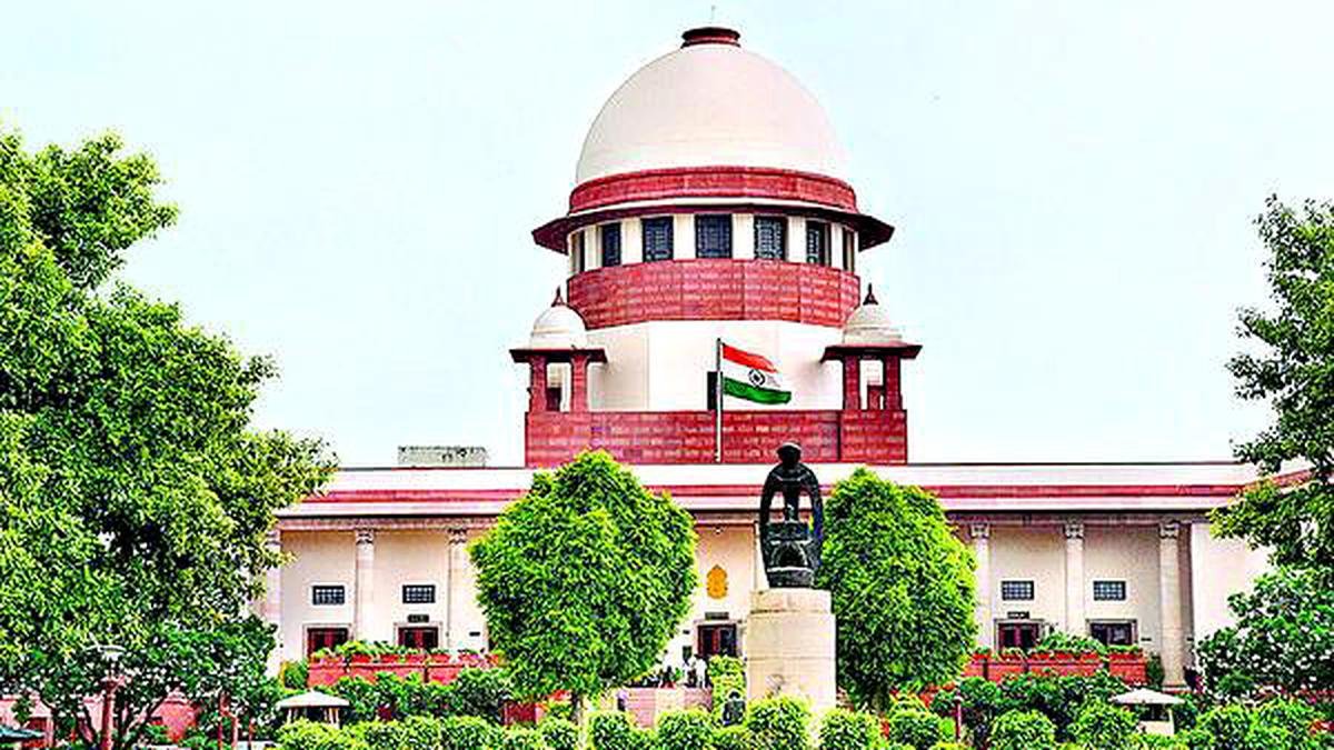 जान से मारने की धमकी से सुरक्षा की मांग करने वाली अतीक अहमद की याचिका पर सुप्रीम कोर्ट ने सुनवाई से इनकार कर दिया है