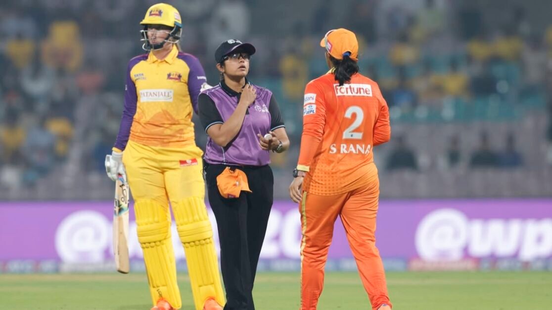 बीसीसीआई ने डब्ल्यूपीएल में टीमों को वाइड और नो-बॉल के लिए डीआरएस का उपयोग करने की अनुमति क्यों दी है?