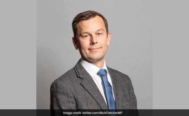 ब्रिटेन के राजनेता का सुझाव 'कामकाजी माता-पिता के बच्चे जीवन में बाद में अपराध कर सकते हैं'