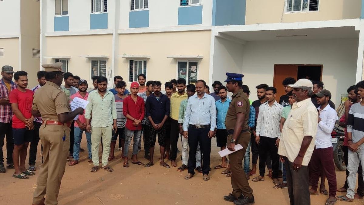 मजदूरों को बांटने की साजिश : सीटू