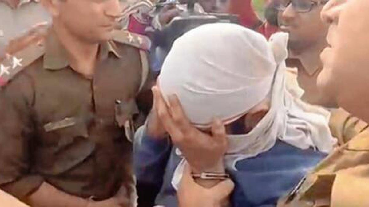 महरौली वध |  कोर्ट ने पूनावाला के वकील को आरोपों पर दलीलों का जवाब देने का 'आखिरी मौका' दिया