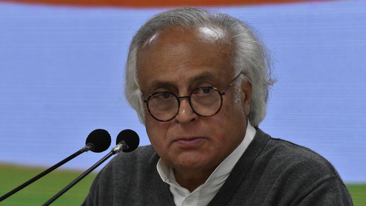 मोदी सरकार।  कांग्रेस का कहना है कि भारत के खाद्यान्न रसद अदानी समूह को 'सौंपना' चाहता है