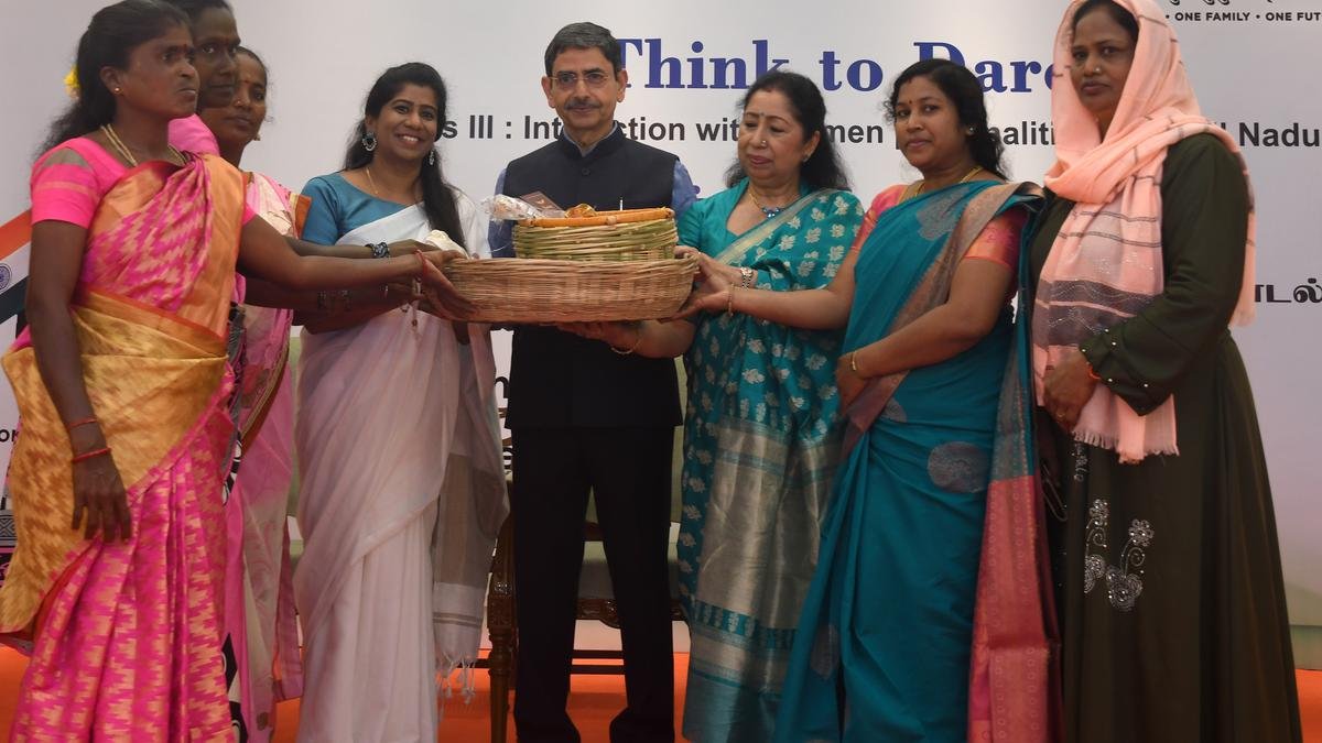 राष्ट्र का विकास तब होता है जब महिलाओं को आगे बढ़ने के समान अवसर मिलते हैं : रवि