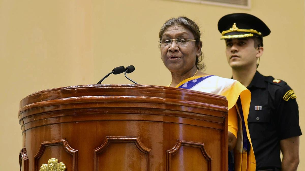 राष्ट्रपति ने पंजाब, तेलंगाना विधेयकों को दी मंजूरी