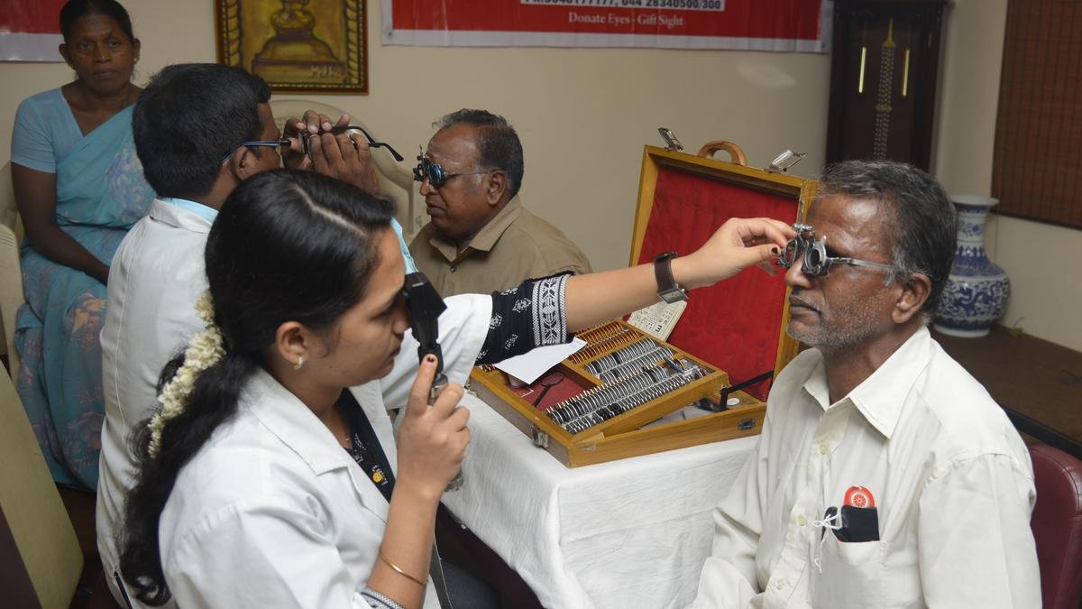 राष्ट्रीय सड़क सुरक्षा योजना में दृष्टि जांच शामिल करने से दुर्घटनाओं को रोका जा सकता है, गैर-लाभकारी संस्थाओं का कहना है