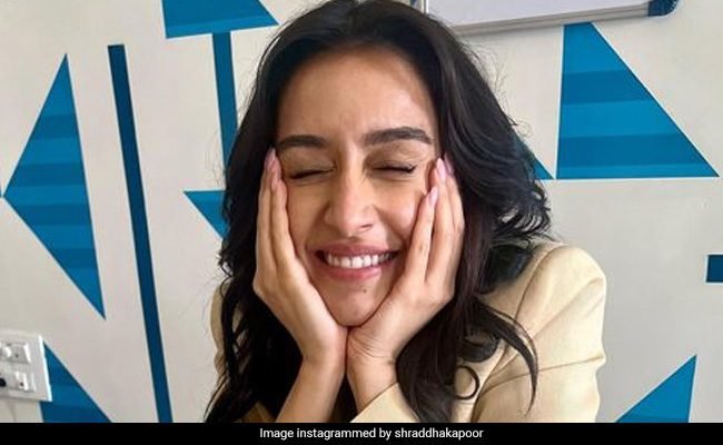 श्रद्धा कपूर के बर्थडे पोस्ट टू सेल्फ में, फैंस के लिए एक खास रिक्वेस्ट