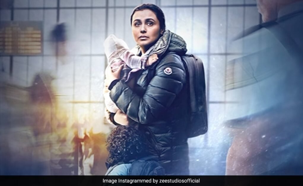 श्रीमती चटर्जी बनाम नॉर्वे की समीक्षा: रानी मुखर्जी ने इसे चीर दिया और फिल्म अपनी ज्यादतियों पर फिसल गई