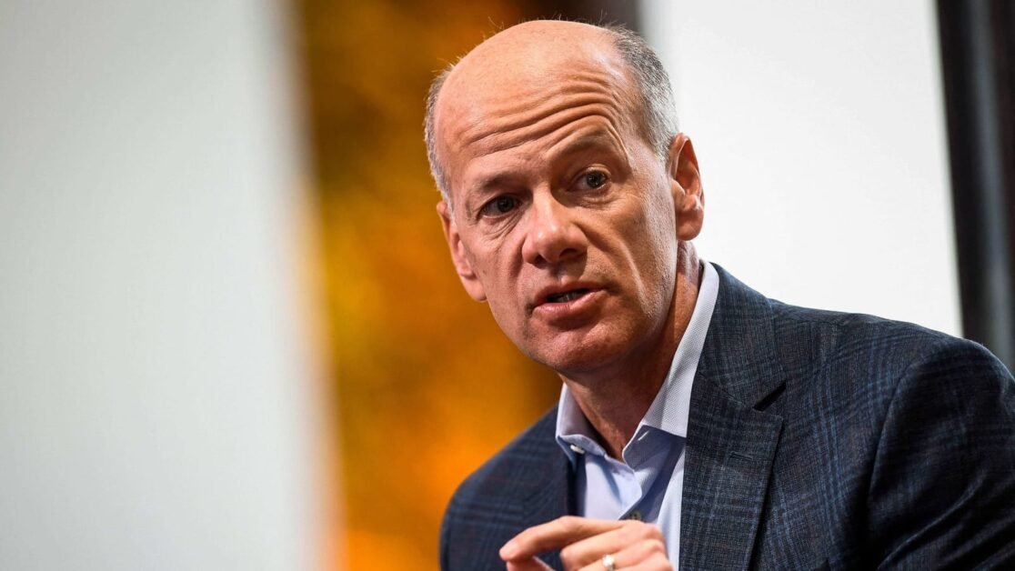 सिलिकॉन वैली बैंक पतन: ग्रेग बेकर कौन है?  5 अंक