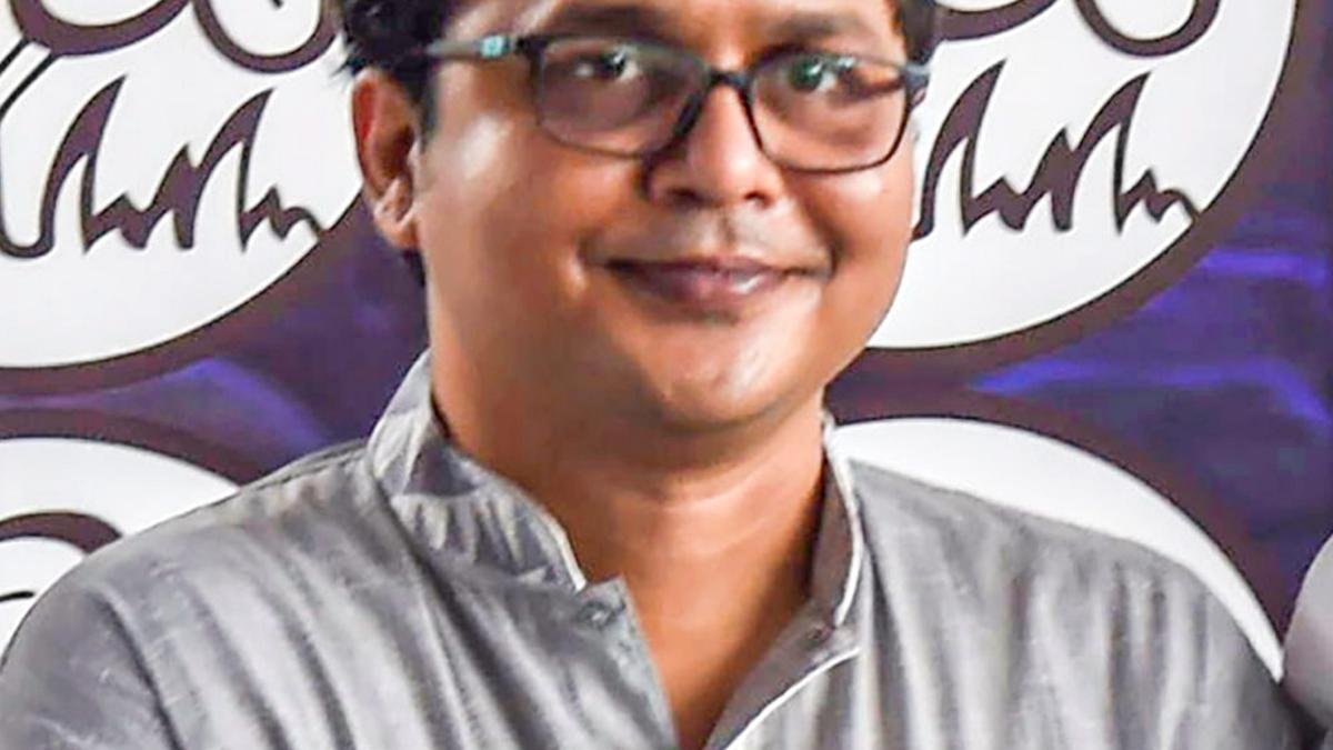 सुप्रीम कोर्ट 13 मार्च को गुजरात HC के फैसले के खिलाफ साकेत गोखले की याचिका पर सुनवाई करेगा