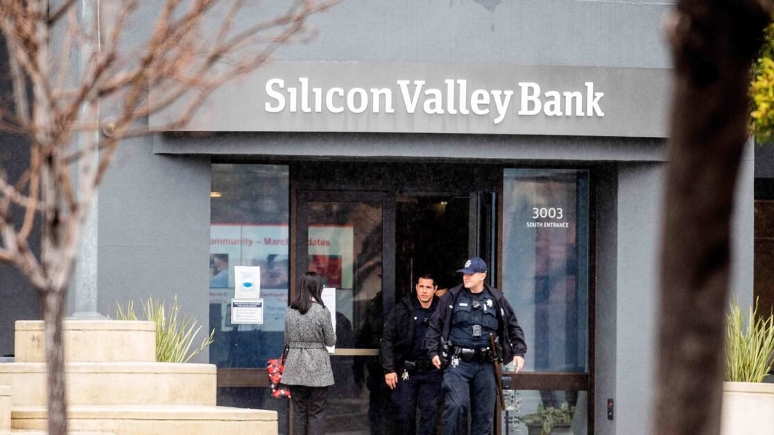 हांगकांग से जापान तक: एसवीबी के पतन में फंसी सबसे बड़ी एशियाई कंपनियां यहां दी गई हैं