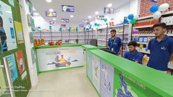 हजारीबाग में खुला ब्लूमेडिक्स का फार्मेसी स्टोर