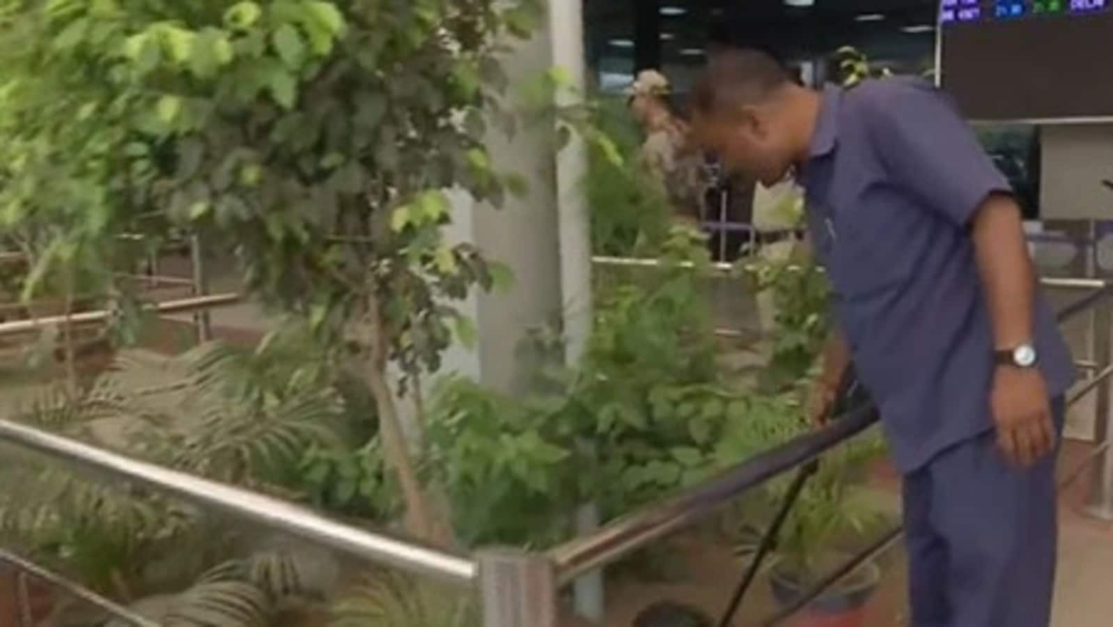 बिहार के पटना एयरपोर्ट पर बम की धमकी, तलाशी अभियान जारी