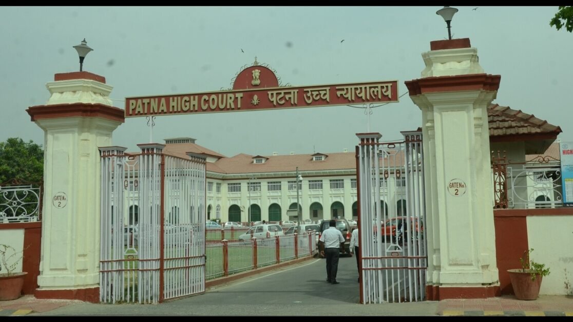 पटना हाई कोर्ट ने जाति सर्वेक्षण पर रोक लगाने से किया इनकार