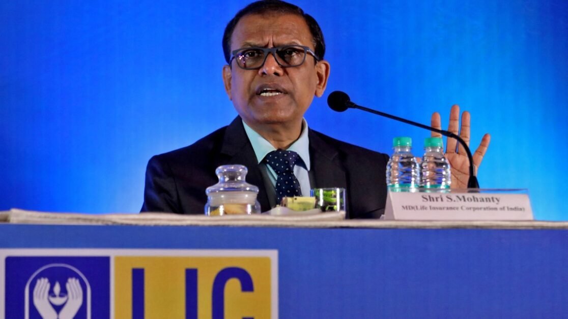 एलआईसी ने सिद्धार्थ मोहंती को अपना पहला सीईओ नामित किया;  चेयरमैन का पद क्यों बंद किया गया?