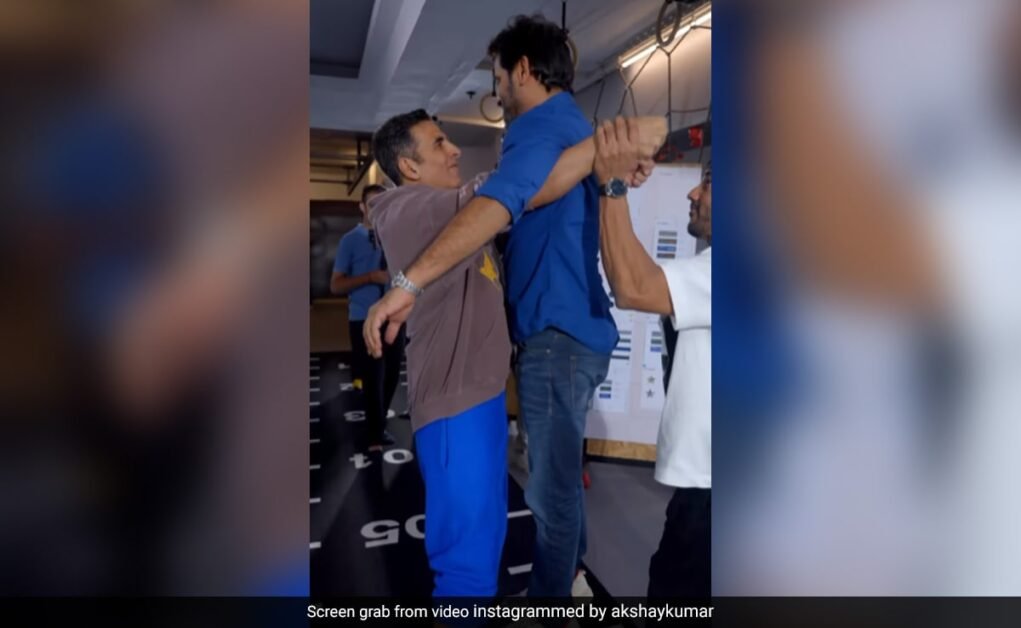 अप्रैल फूल डे: ओजी प्रैंकस्टर अक्षय कुमार के कुछ 'प्रैंक इंस्पो'।  बीआरबी, अभी भी हँस रहा है