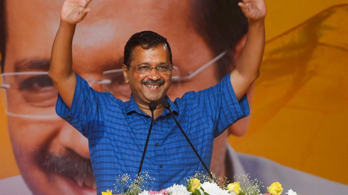 असम पहुंचने के बाद अरविंद केजरीवाल ने कहा, मैं सरमा को अपने आवास पर दोपहर के भोजन के लिए आमंत्रित करता हूं