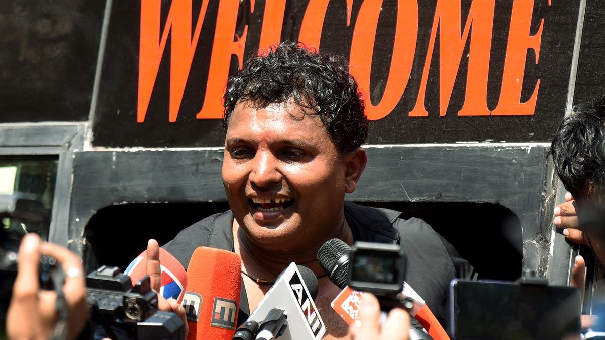 असम पुलिस ने उत्पीड़न के आरोपों पर IYC प्रमुख को नोटिस जारी किया, उन्हें 2 मई तक पेश होने को कहा