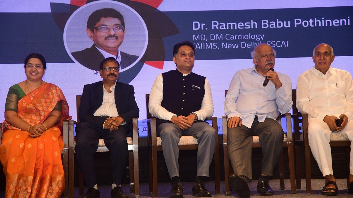 आंध्र प्रदेश: अचानक होने वाली मौतों से बचने के लिए विशेषज्ञों ने हृदय रोगों पर जागरूकता बढ़ाने का आह्वान किया है