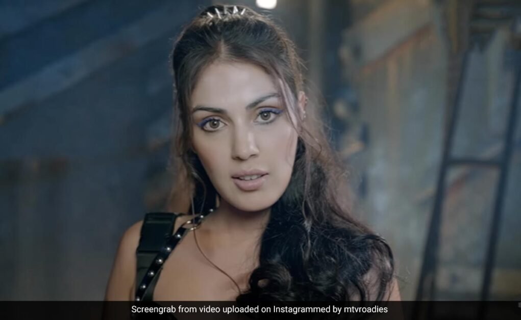 रोडीज़ में गैंग लीडर के रूप में नज़र आएंगी रिया चक्रवर्ती: 'तुमने सोचा था कि मैं वापस नहीं आऊंगी?'