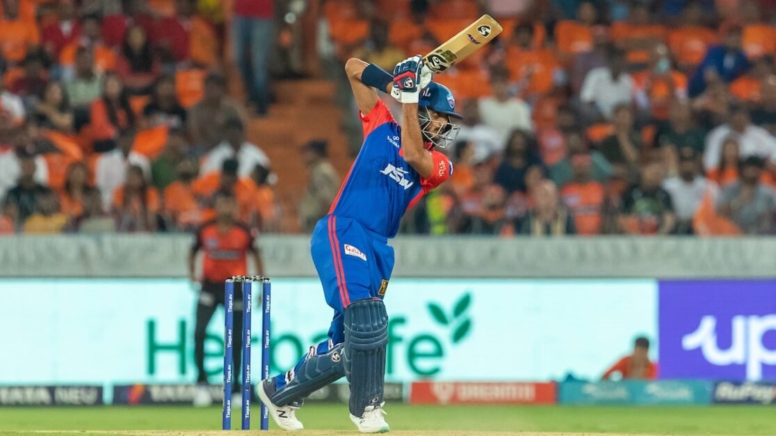 "लेफ्ट माय कॉफ़ी ऐज़...": अक्षर पटेल ने दिल्‍ली कैपिटल्‍स की बैटिंग कैओस का मज़ाक उड़ाया |  क्रिकेट खबर