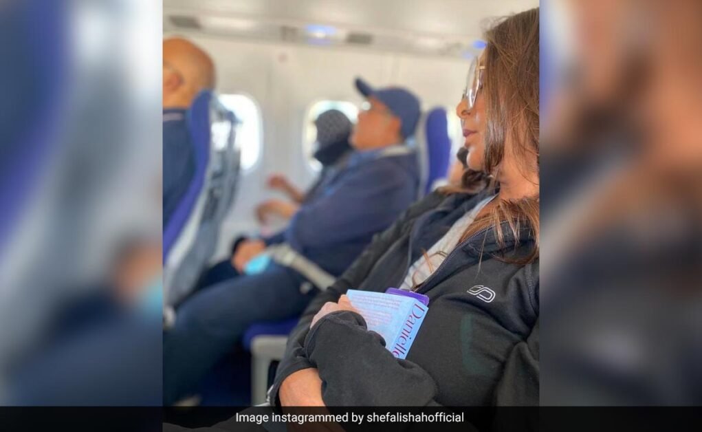 शेफाली शाह को कभी 'असली' दिखने पर शर्म आती थी: 'टीवी पे तो अच्छी लगती है'