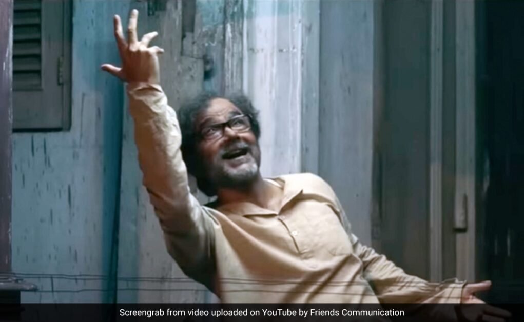 शेष पात समीक्षा: दर्द और मुक्ति की कविता, प्रोसेनजीत चटर्जी द्वारा शीर्षक