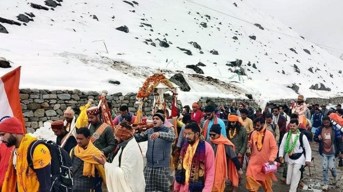 श्रद्धालुओं के लिए खुले केदारनाथ धाम के कपाट