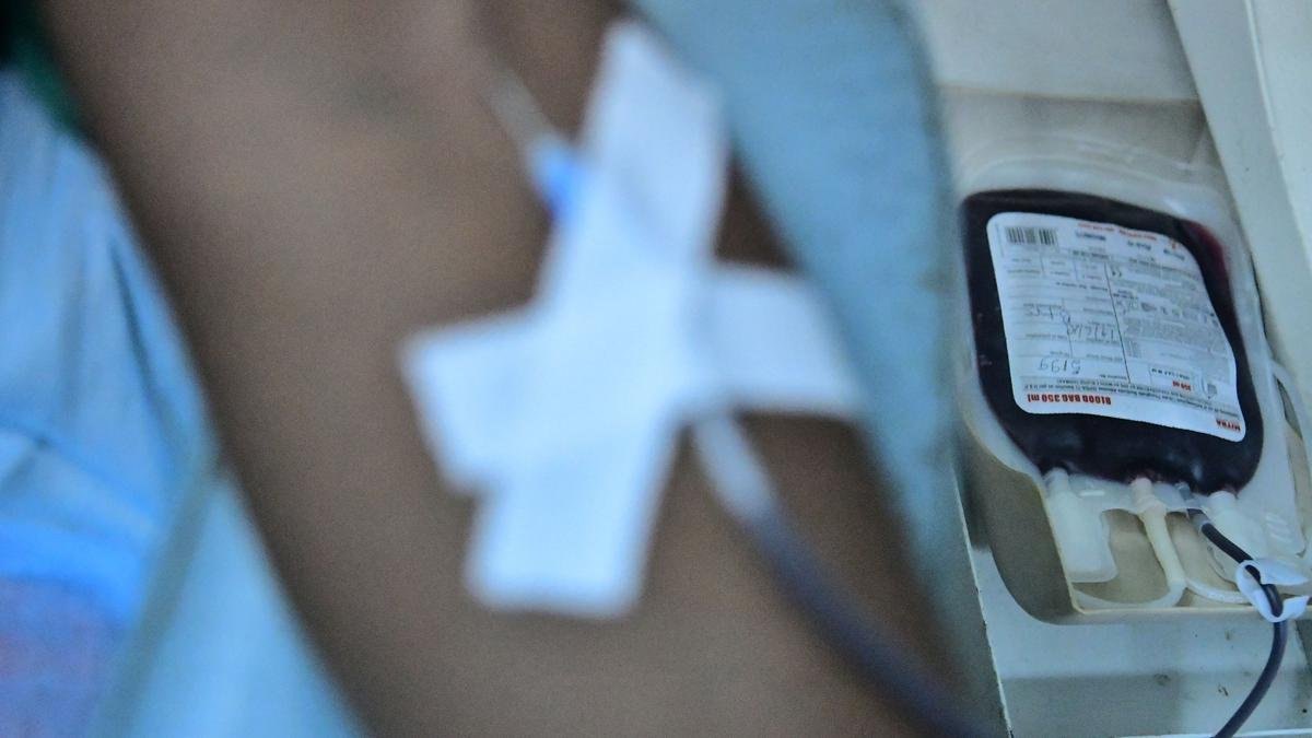 सीएम माणिक साहा के आह्वान पर पूरे त्रिपुरा में रक्तदान शिविरों में लोगों की भीड़ उमड़ रही है