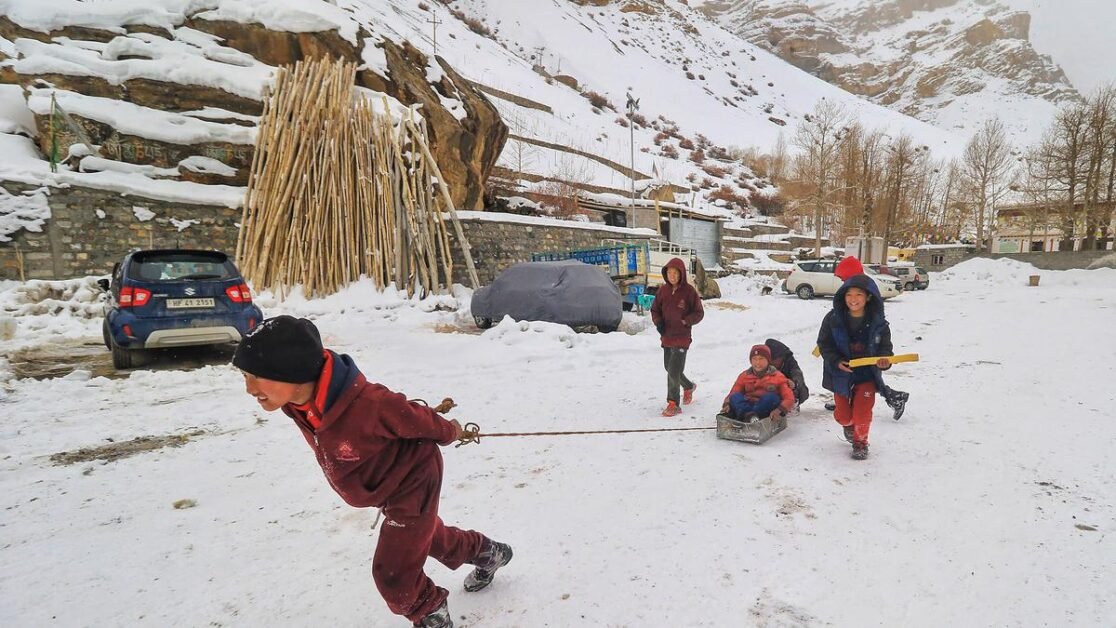 हिमाचल प्रदेश के 'राज्य के बच्चों' की देखभाल के लिए कानून लाना
