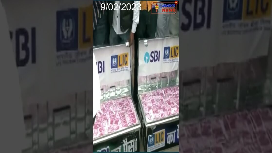 दिल्ली यूथ कांग्रेस के कार्यकर्ताओं ने अडानी स्टॉक विवाद के खिलाफ विरोध प्रदर्शन किया।