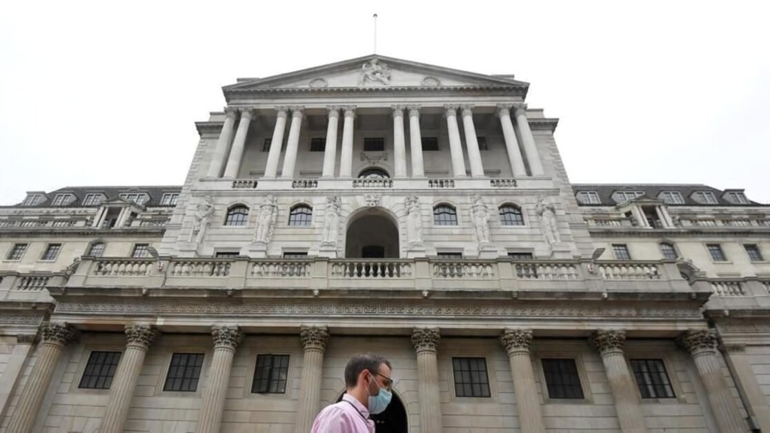 बैंक ऑफ इंग्लैंड ने ब्याज दर को 15 साल के उच्च स्तर पर बढ़ाया, भविष्य में संभावित बढ़ोतरी के संकेत