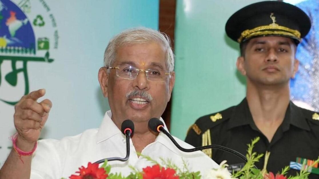 FUTAB प्रतिनिधिमंडल ने राज्यपाल राजेंद्र अर्लेकर से मुलाकात की, उनसे पेचीदा मुद्दों को हल करने के लिए कहा