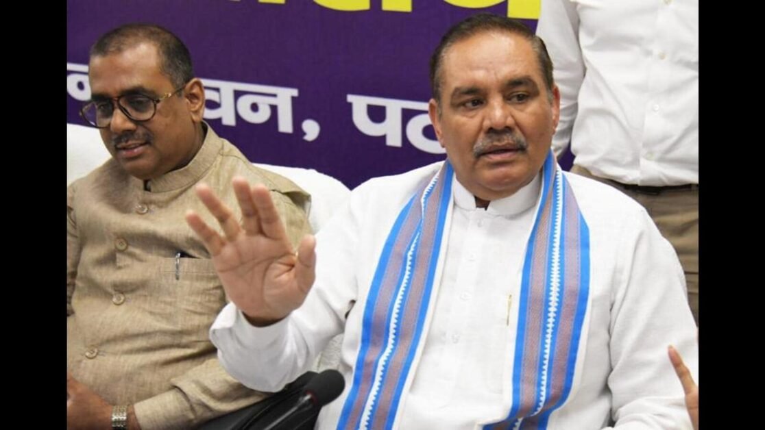 अनुसूचित जाति के राष्ट्रीय पैनल ने आनंद मोहन की सजा में छूट पर बिहार को नोटिस भेजा