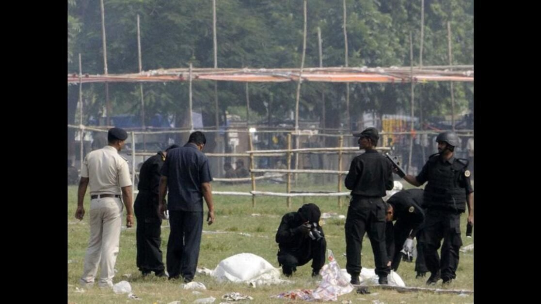 2013 के गांधी मैदान ब्लास्ट के आरोपी को बिहार एसटीएफ ने 10 साल बाद गिरफ्तार किया है