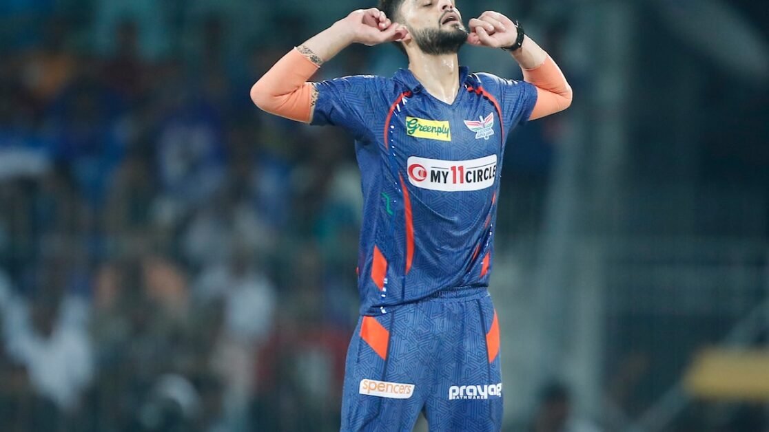 नवीन-उल-हक ने "आई एम सॉरी कोहली" ट्वीट करने वाले फेक अकाउंट के बारे में प्रशंसकों को चेताया |  क्रिकेट खबर