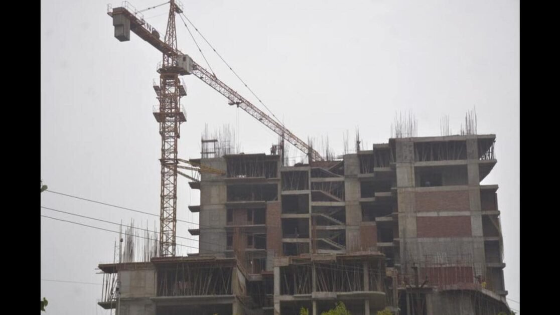 एक साल के अंतराल के बाद पटना नगर निकाय आज से बिल्डिंग प्लान को मंजूरी के लिए स्वीकार करना शुरू करेगा