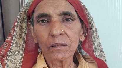 हेड कांस्टेबल मां को बंधक बनाकर घर में लूटपाट